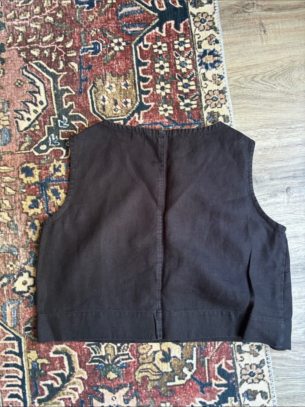 Elizabeth Suzann Black Sleeveless Crop Tank - Picture 3 of 6